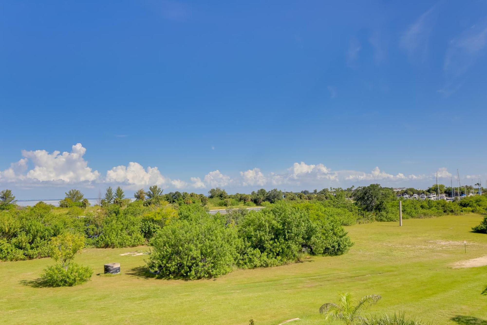 Coastal-Zen Ruskin Retreat Less Than 1 Mi To Beach! 外观 照片